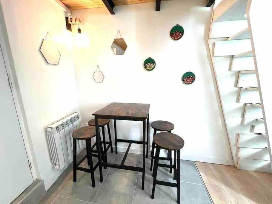 Jolie Mini Maison Lovely Tiny House Vitry-sur-Seine Exterior foto