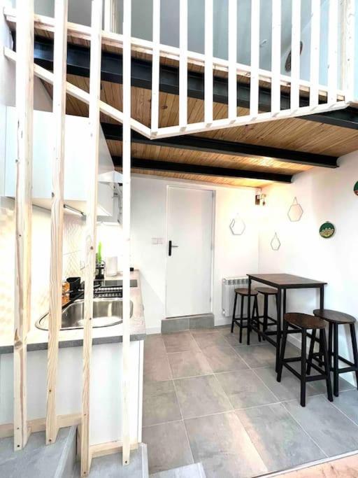 Jolie Mini Maison Lovely Tiny House Vitry-sur-Seine Exterior foto